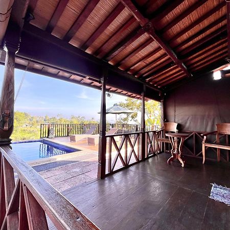 Puri Karang Besakih Hotel Menanga ภายนอก รูปภาพ