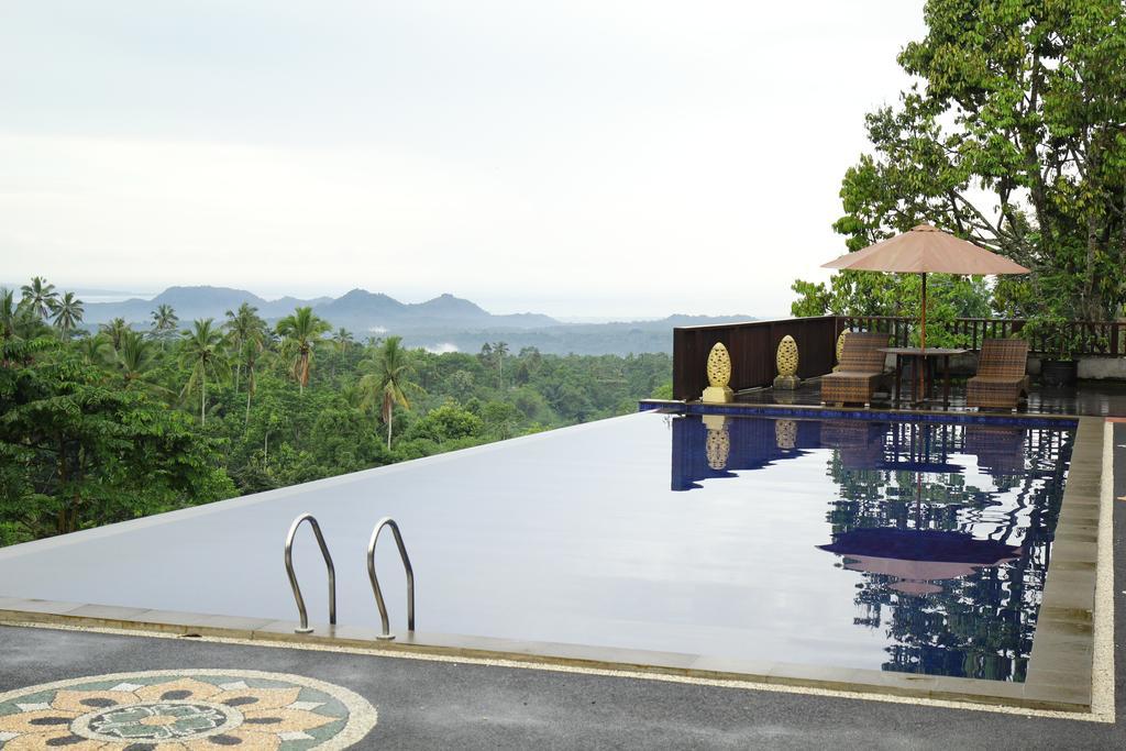 Puri Karang Besakih Hotel Menanga ภายนอก รูปภาพ