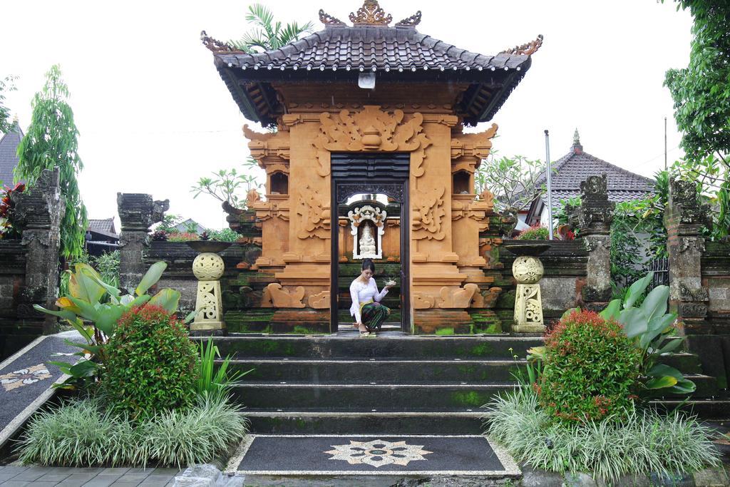 Puri Karang Besakih Hotel Menanga ภายนอก รูปภาพ